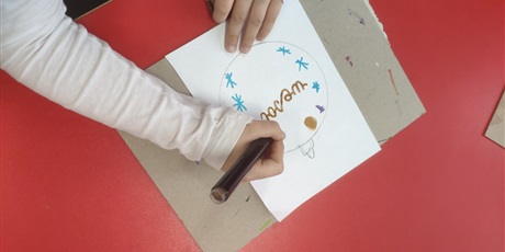 Powiększ grafikę: grudzien-w-swietlicy-666392.jpg