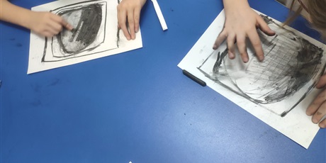 Powiększ grafikę: grudzien-w-swietlicy-666423.jpg