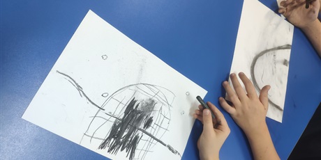 Powiększ grafikę: grudzien-w-swietlicy-666428.jpg