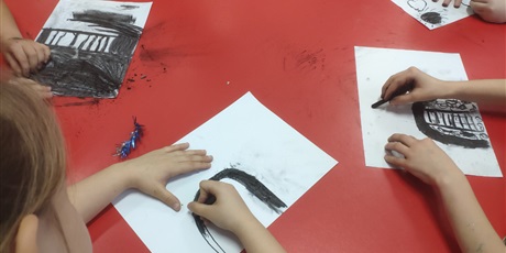 Powiększ grafikę: grudzien-w-swietlicy-666432.jpg