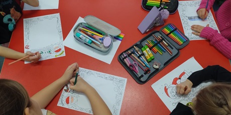 Powiększ grafikę: grudzien-w-swietlicy-667487.jpg