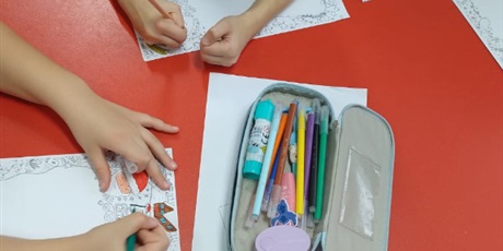 Powiększ grafikę: grudzien-w-swietlicy-667489.jpg