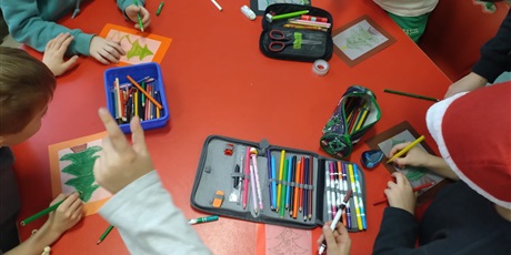 Powiększ grafikę: grudzien-w-swietlicy-667497.jpg