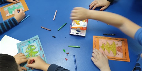 Powiększ grafikę: grudzien-w-swietlicy-667500.jpg