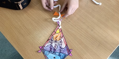 Powiększ grafikę: latawce-slowa-maja-moc-651227.jpg