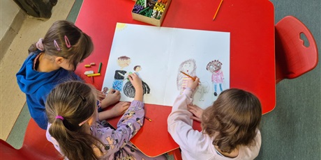Powiększ grafikę: marzec-w-swietlicy-607465.jpg