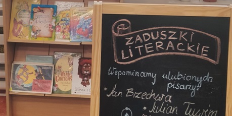 Powiększ grafikę: pazdziernik-719086.jpg