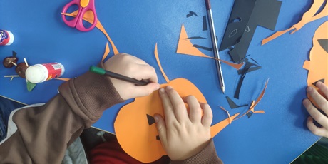 Powiększ grafikę: pazdziernik-w-swietlicy-652782.jpg