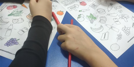 Powiększ grafikę: pazdziernik-w-swietlicy-652799.jpg