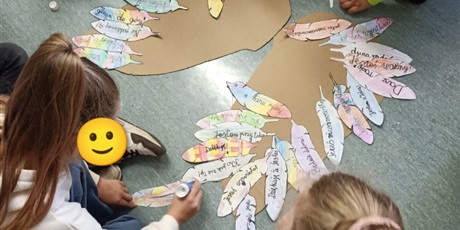 Powiększ grafikę: slowa-maja-moc-648846.jpg