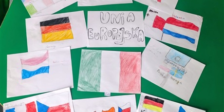 Powiększ grafikę: swietlica-maj-696679.jpg