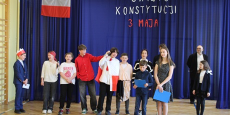 Powiększ grafikę: swieto-konstytucji-3-maja-613096.jpg