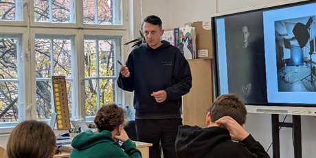 Powiększ grafikę: warsztaty-artystyczne-tajemnica-w-obiektywie-652892.jpg