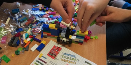 Powiększ grafikę: Wykorzystujemy metodę dydaktyczną LEGO - LOGOS
